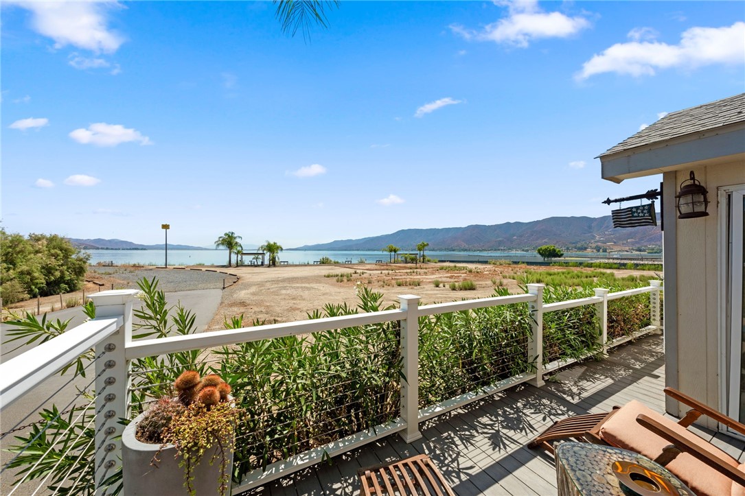 32000 Riverside Dr. J-8