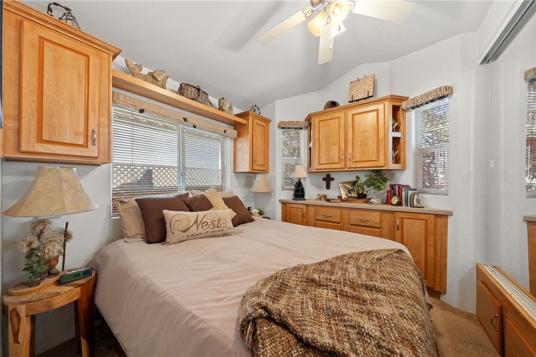 32000 Riverside Dr. J-8