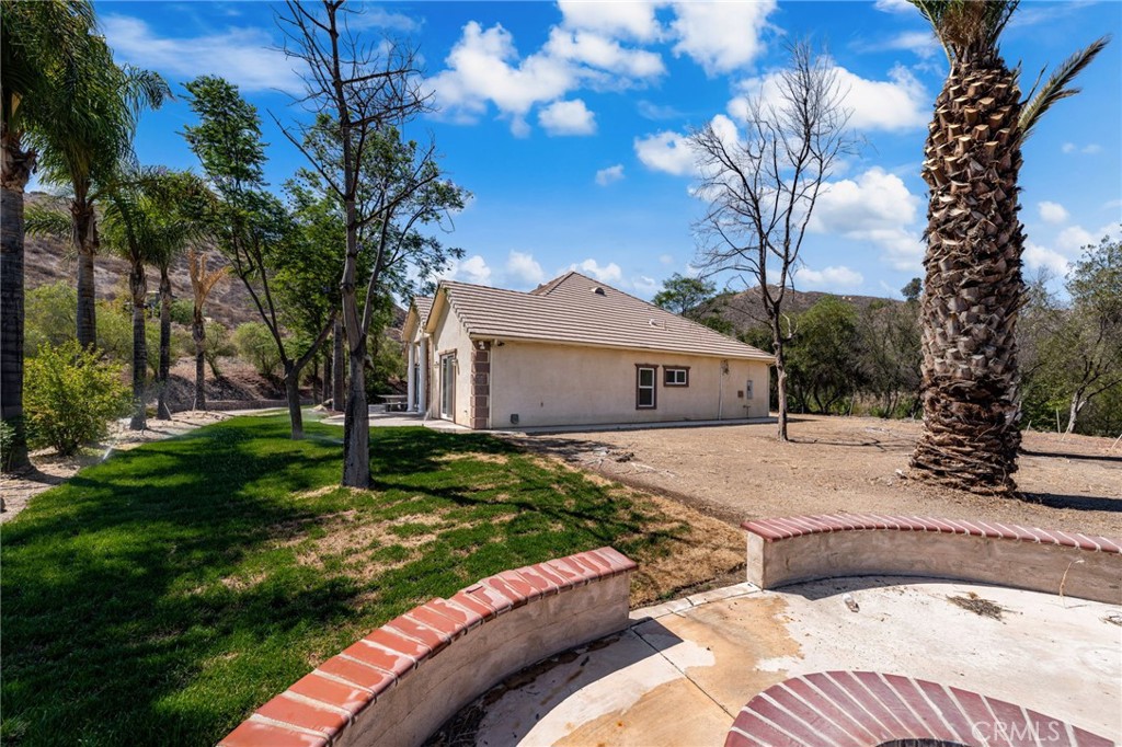 27297 Lindell Road