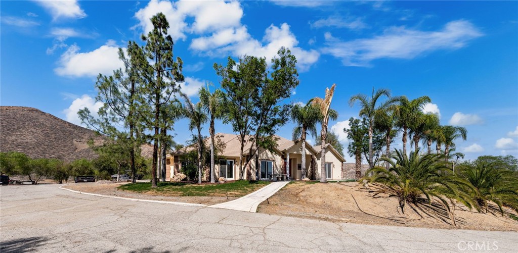 27297 Lindell Road