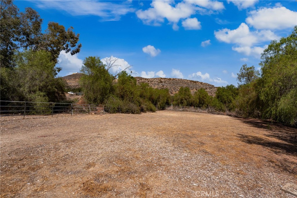 27297 Lindell Road