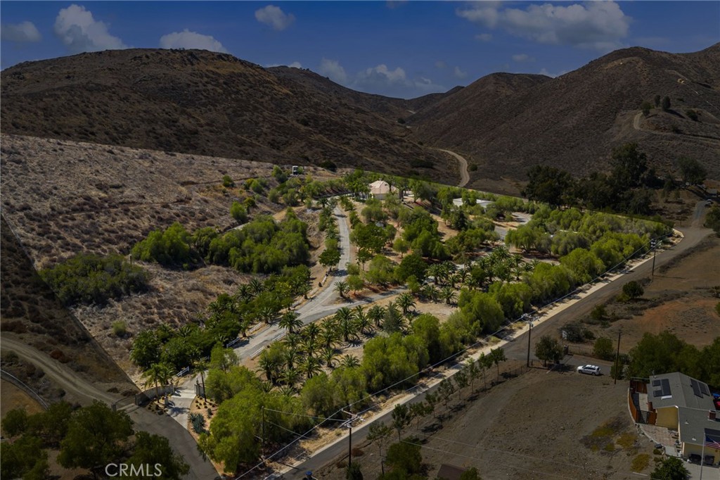27297 Lindell Road