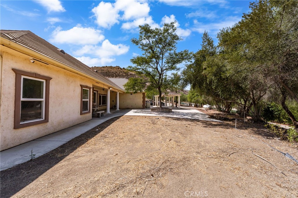 27297 Lindell Road
