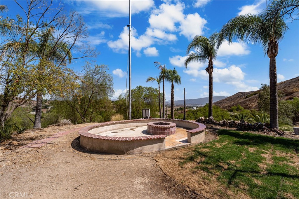 27297 Lindell Road