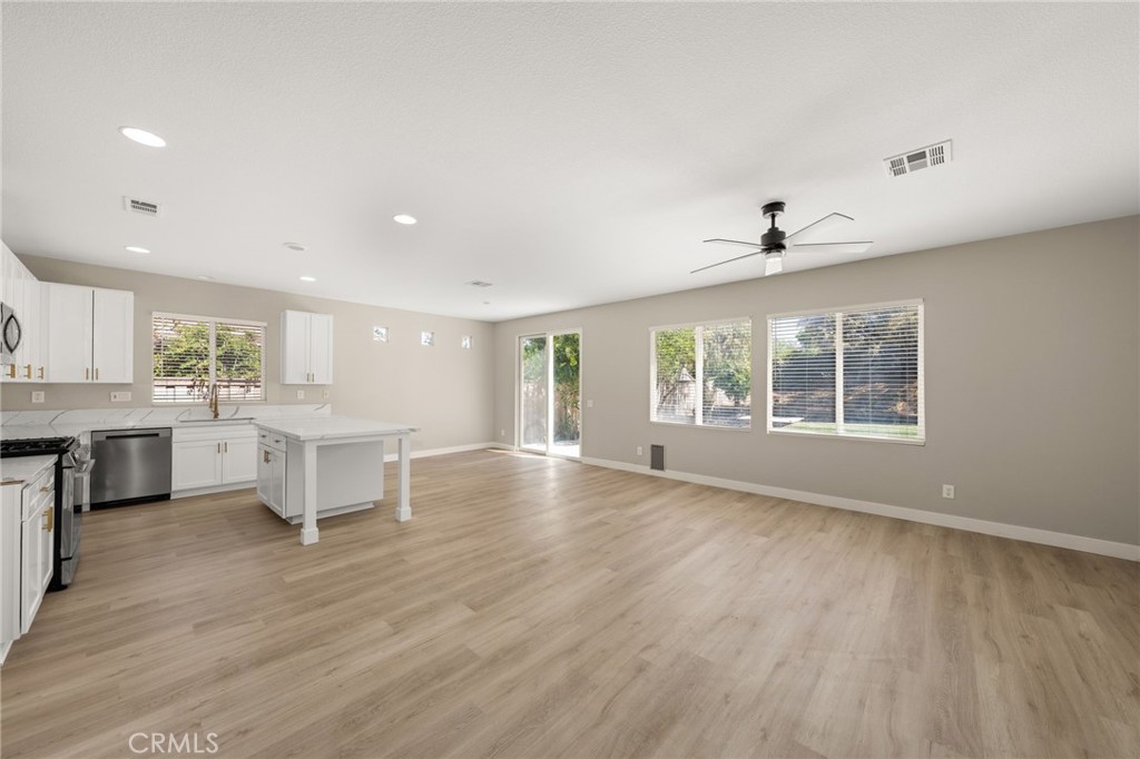 32106 Poppy Way