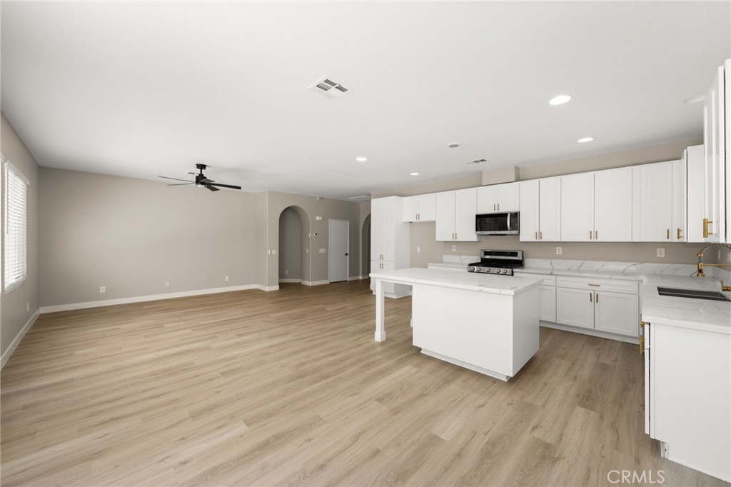 32106 Poppy Way