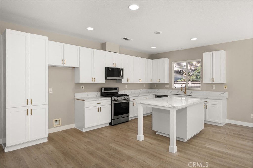 32106 Poppy Way