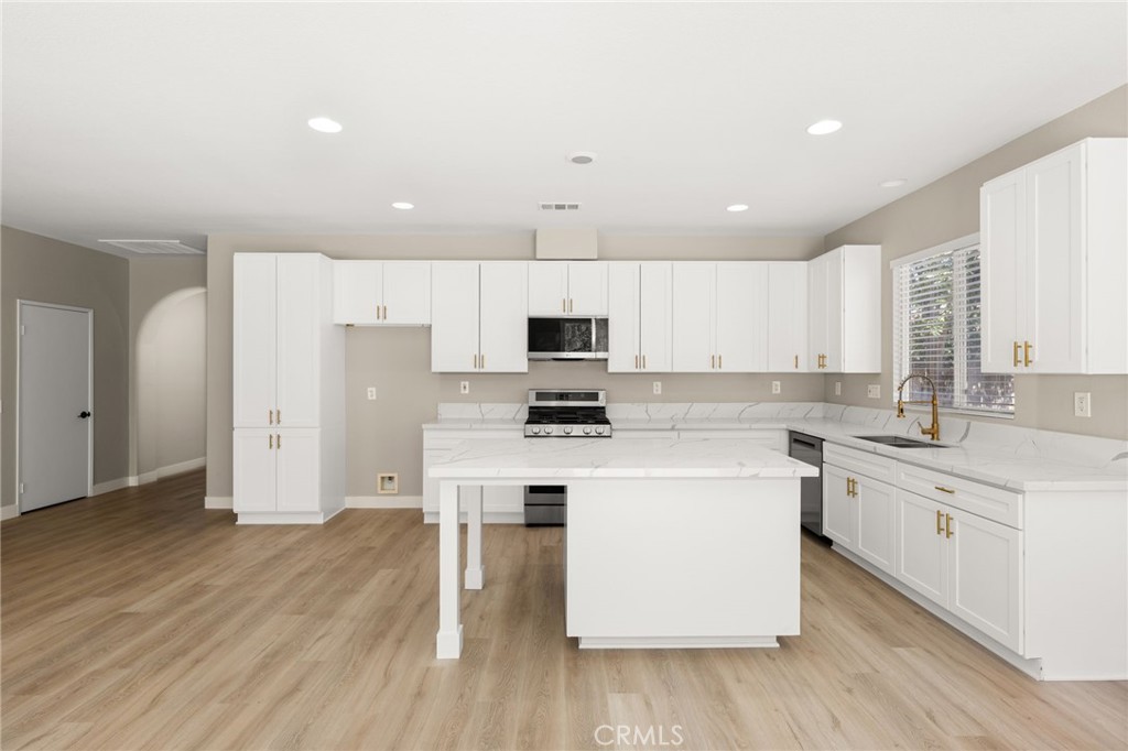 32106 Poppy Way