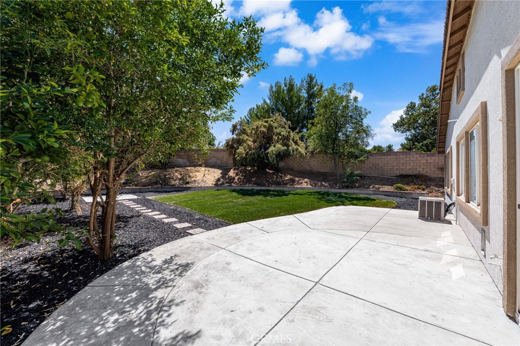 32106 Poppy Way