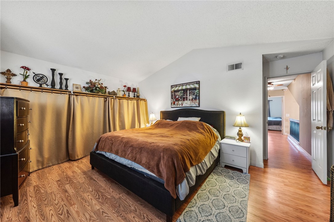 11735 Country Flower