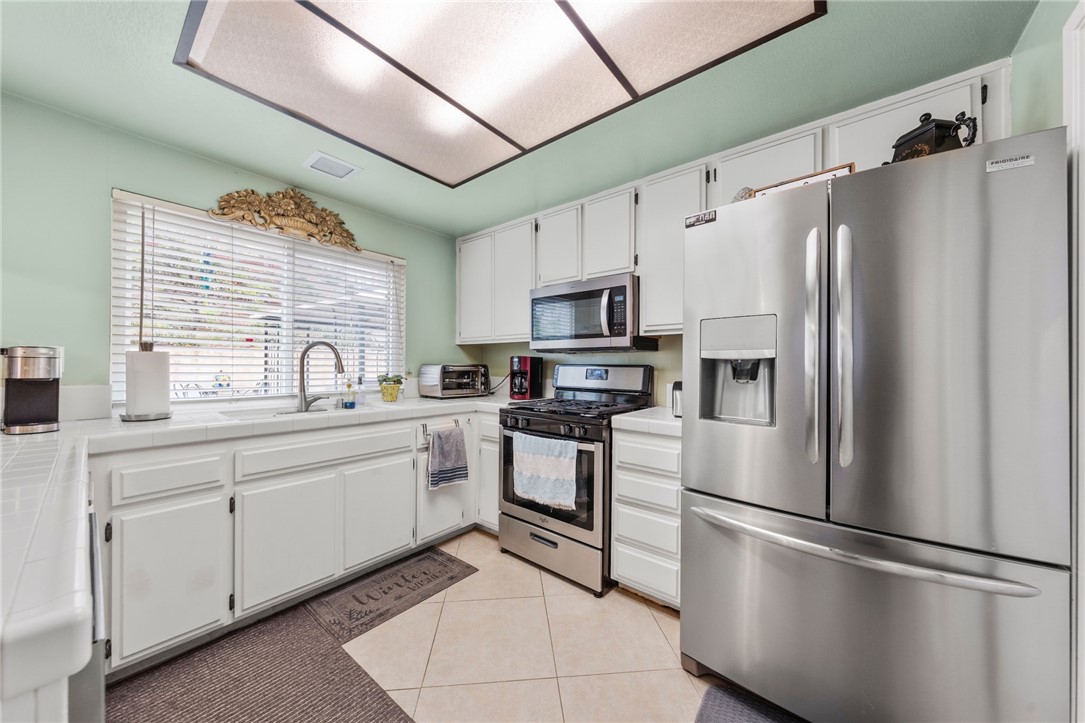 11735 Country Flower