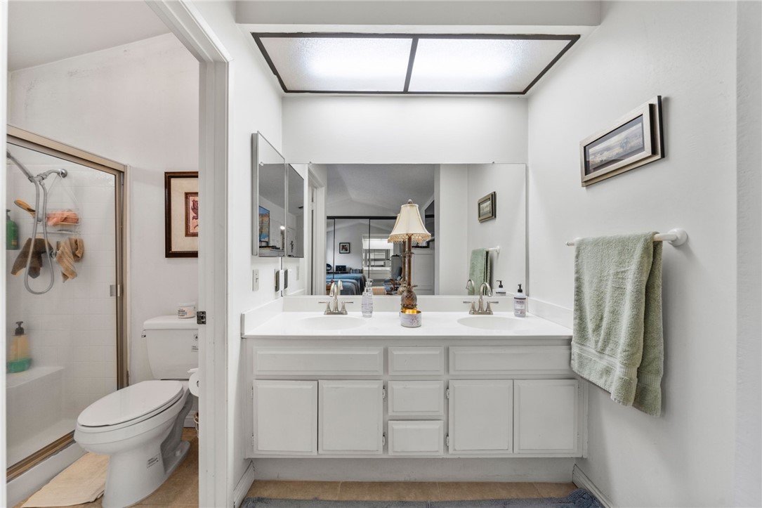 11735 Country Flower