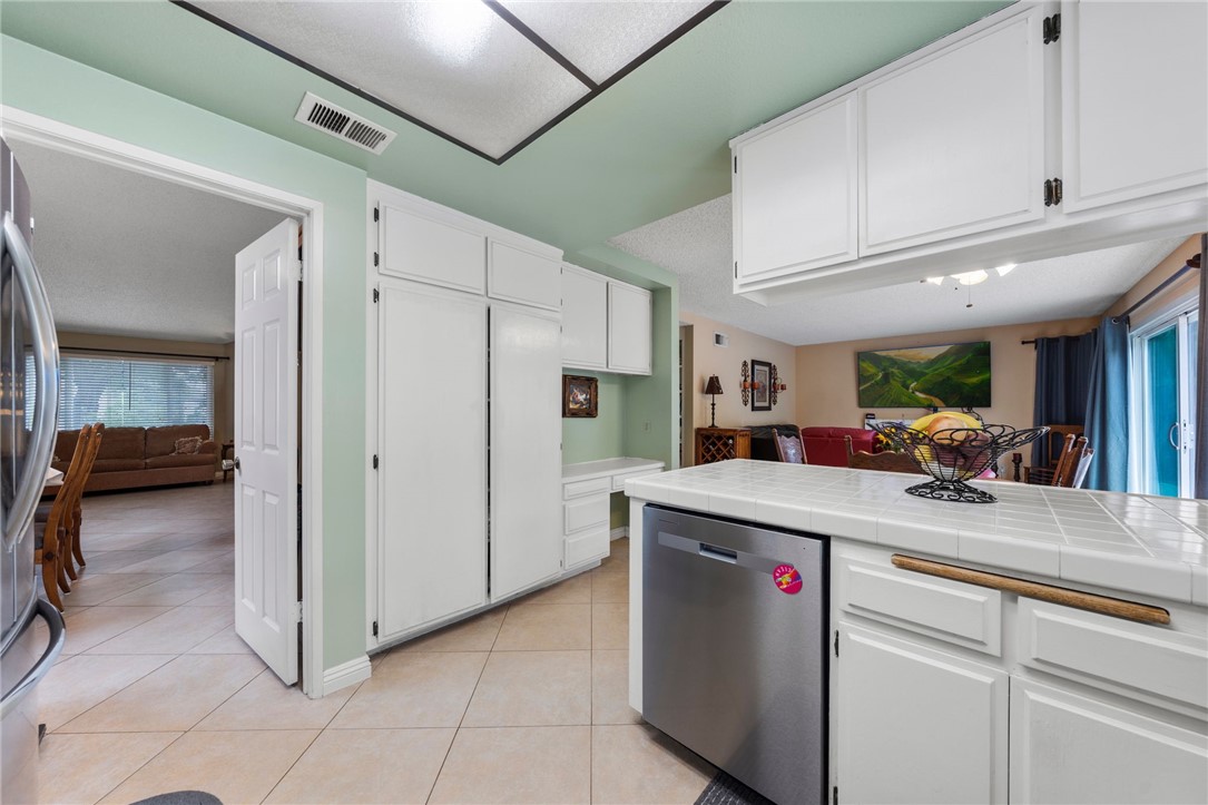 11735 Country Flower