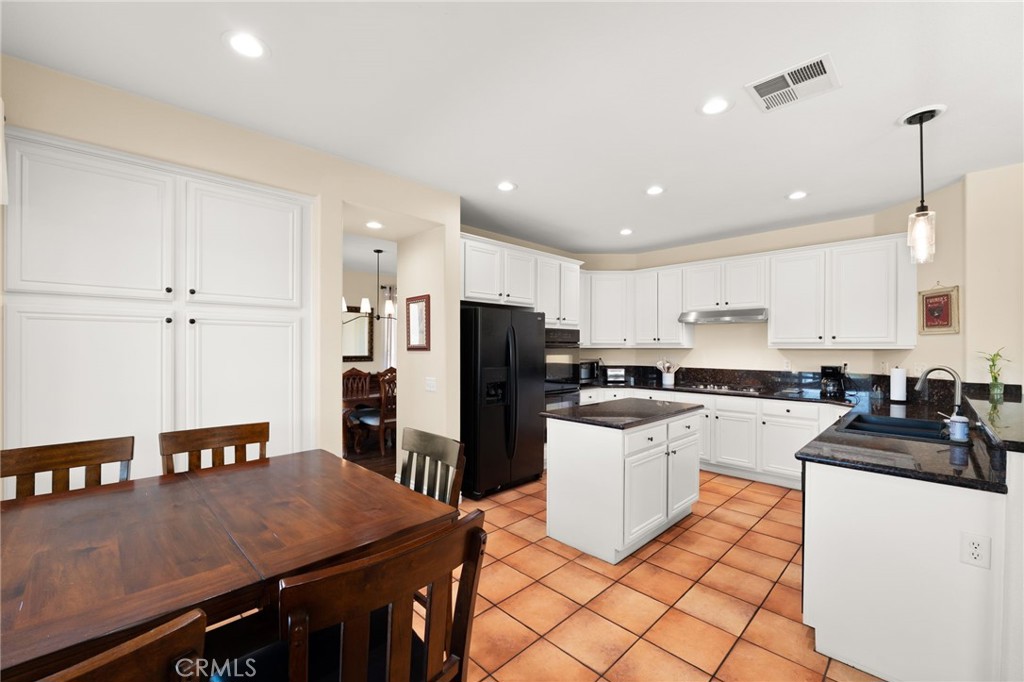 8561 Lodgepole