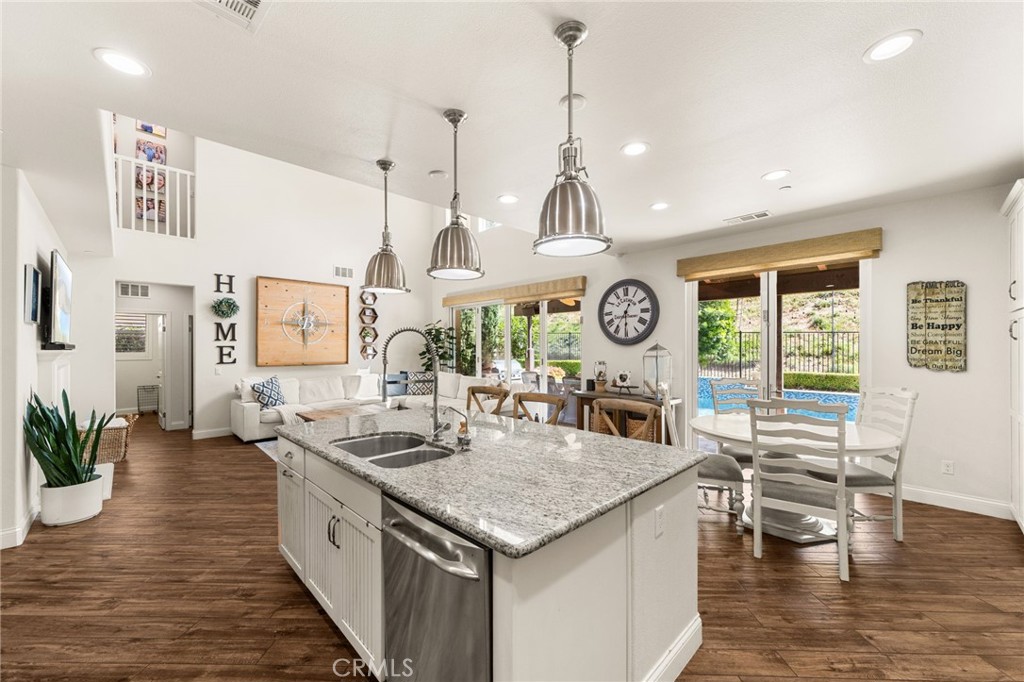 35408 Oakridge Court