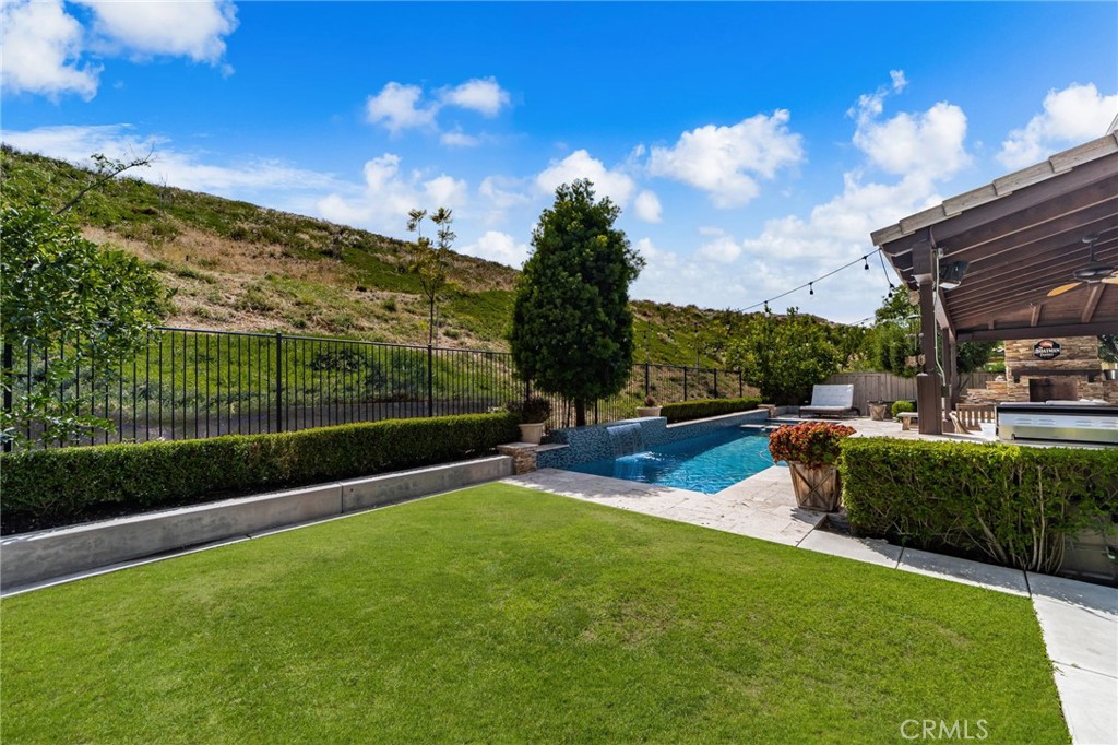 35408 Oakridge Court