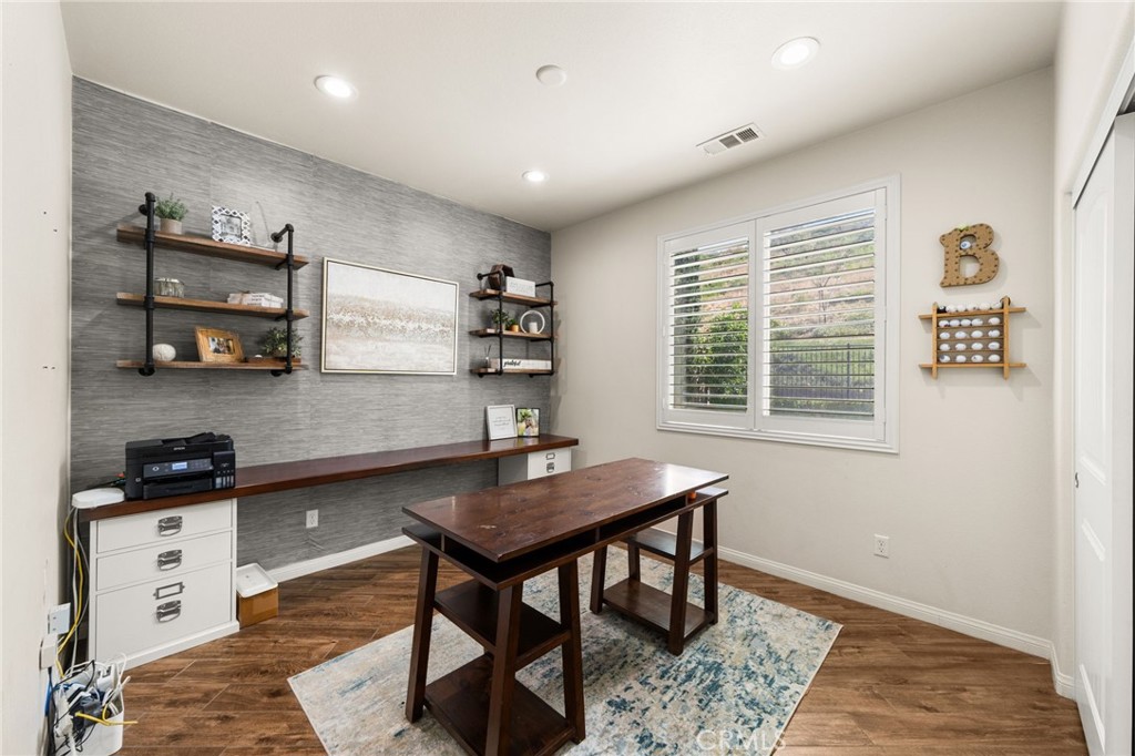 35408 Oakridge Court