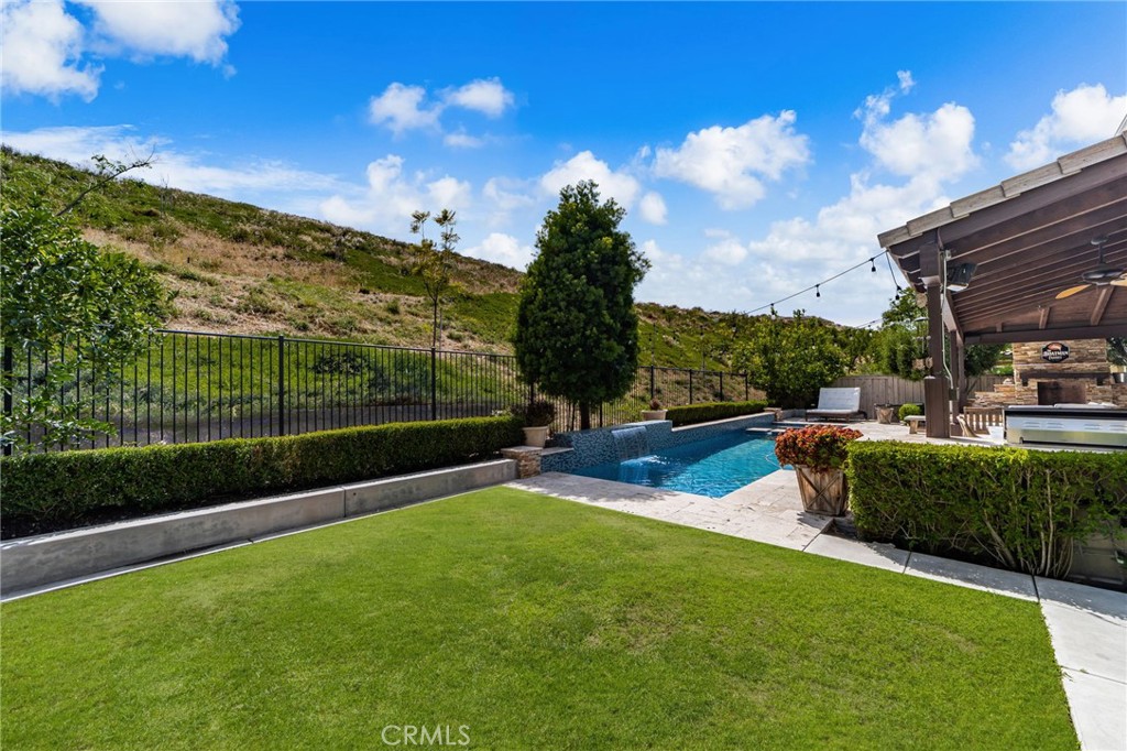 35408 Oakridge Court