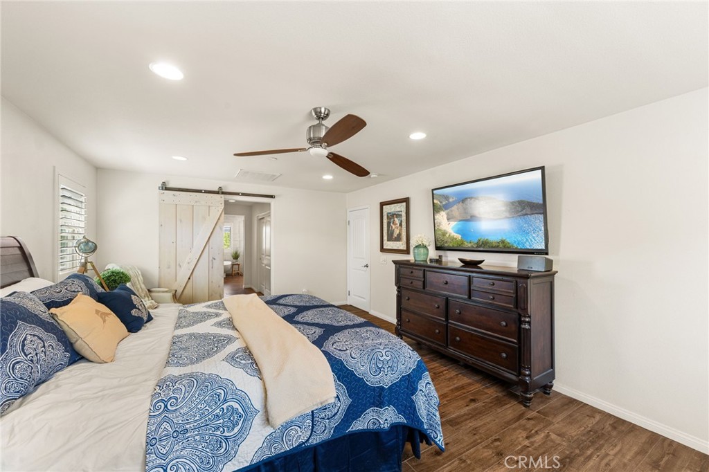 35408 Oakridge Court