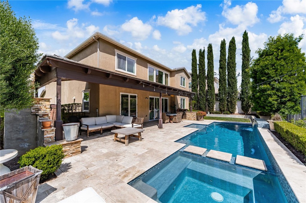 35408 Oakridge Court