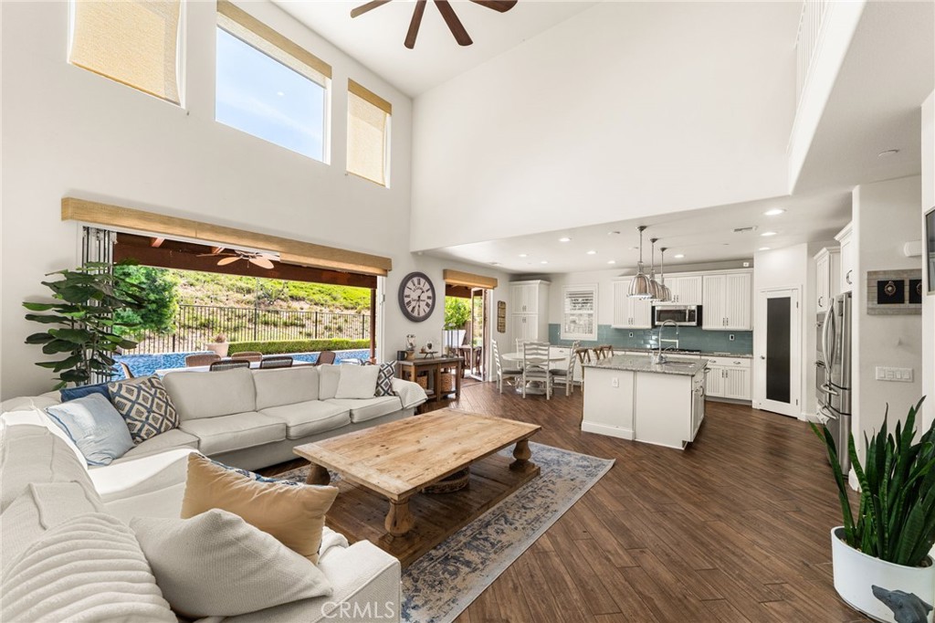 35408 Oakridge Court