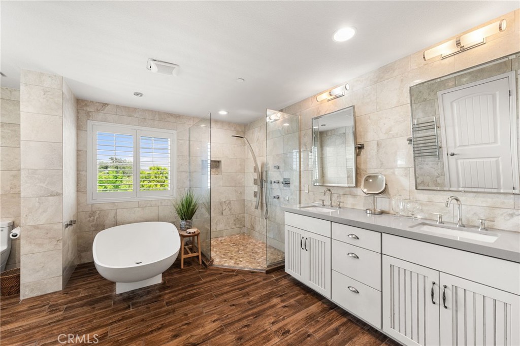 35408 Oakridge Court