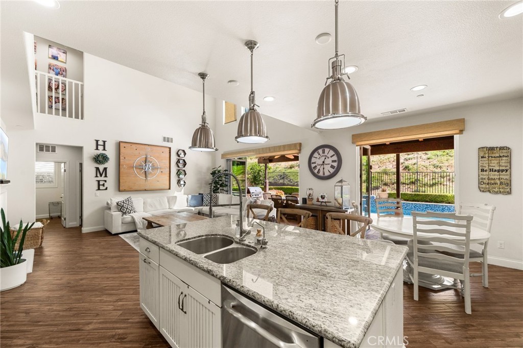 35408 Oakridge Court