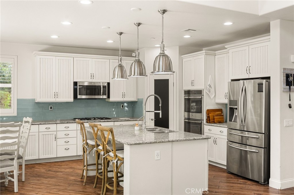 35408 Oakridge Court
