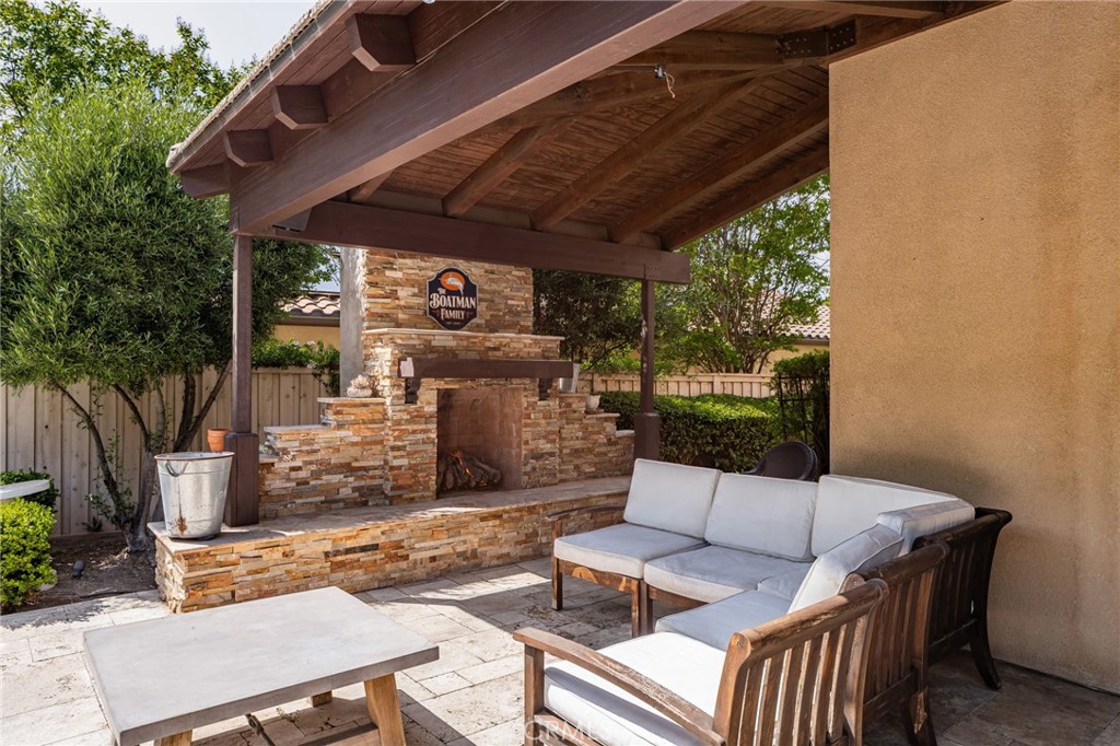 35408 Oakridge Court