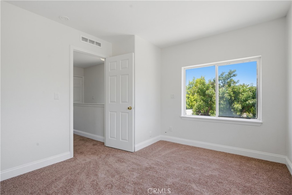 18645 Grand