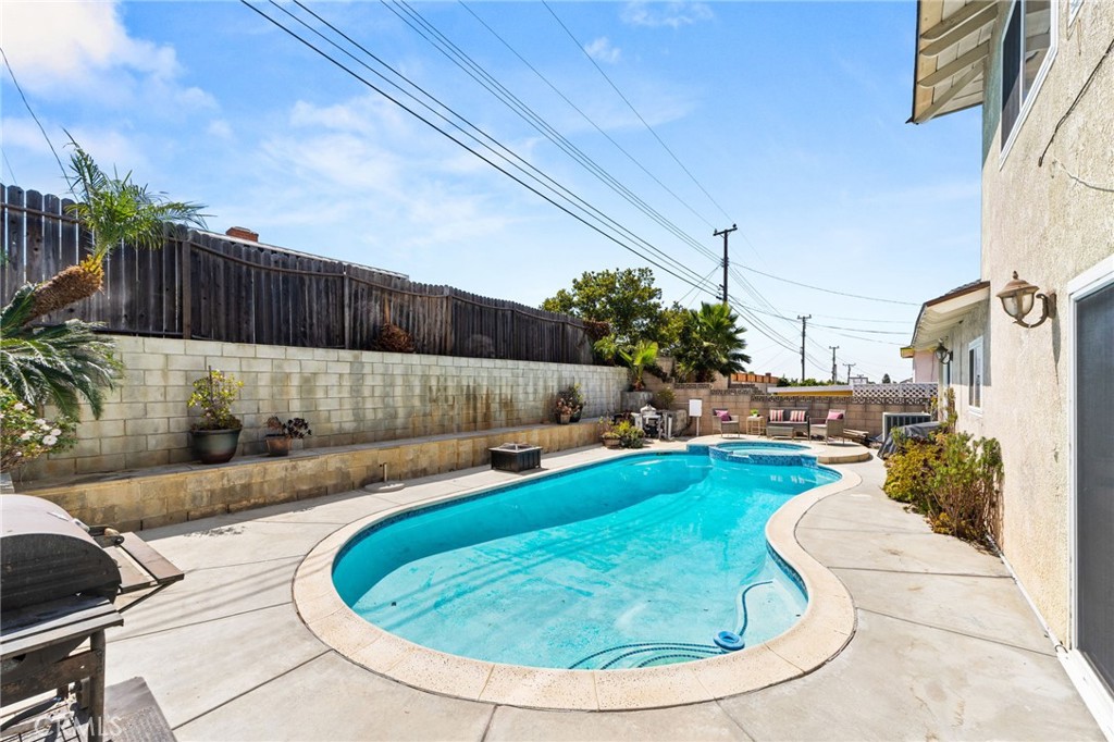 19312 Harlan Avenue