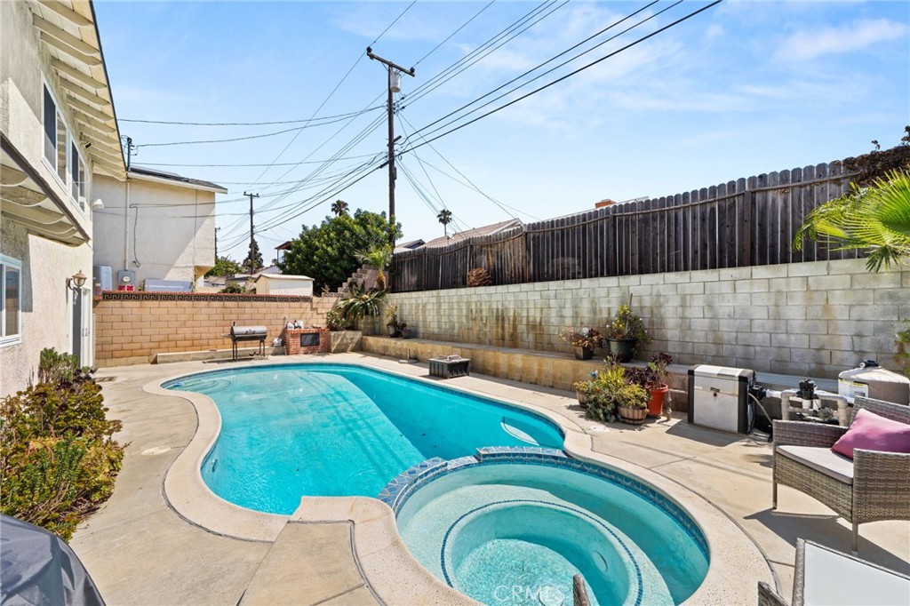 19312 Harlan Avenue