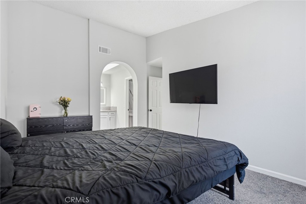 1109 Monroe