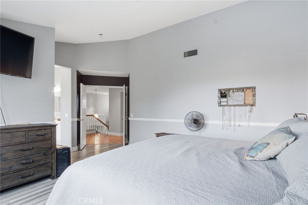 2580 Taylor