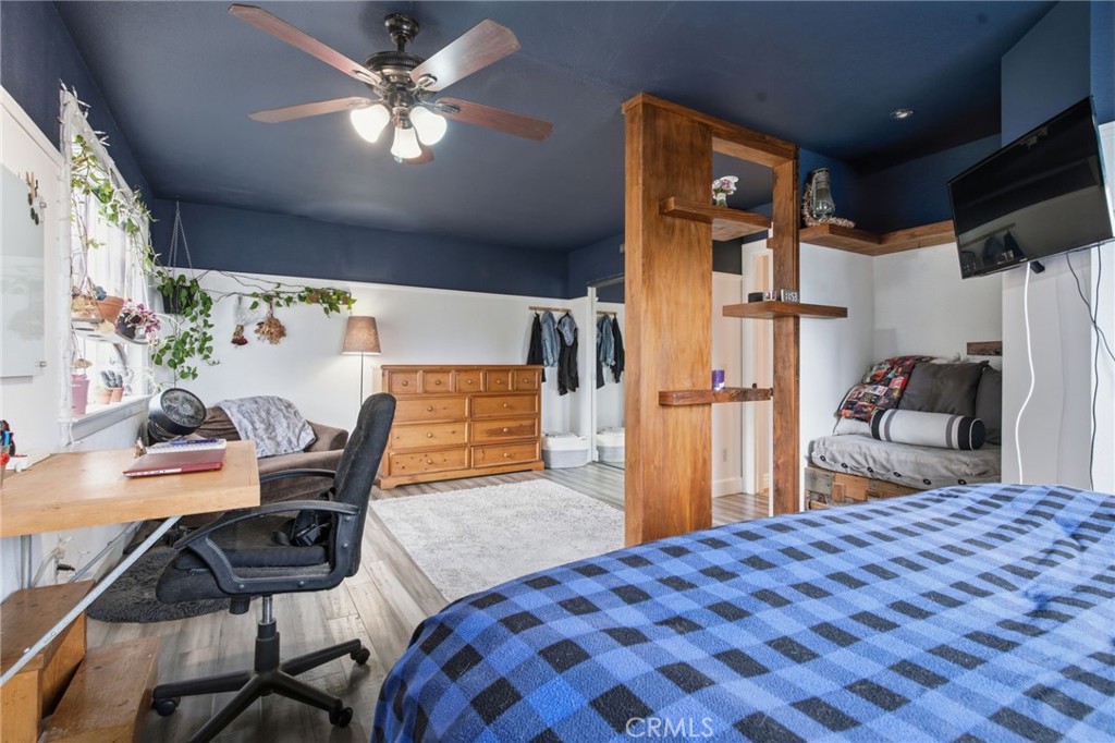 2580 Taylor