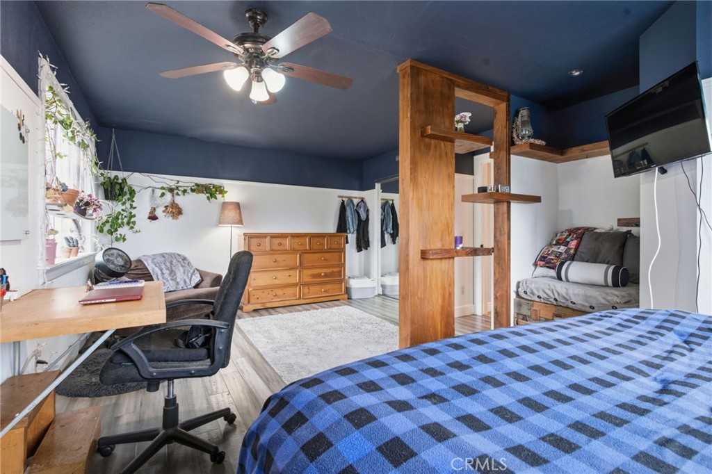 2580 Taylor