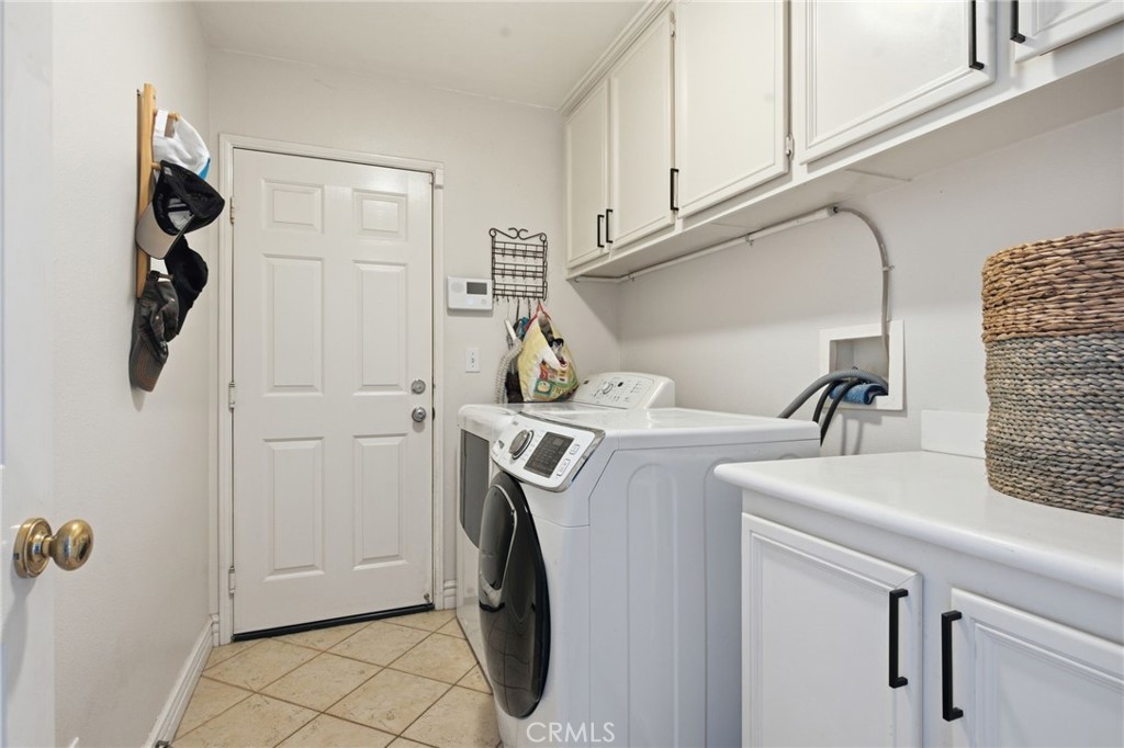 2580 Taylor