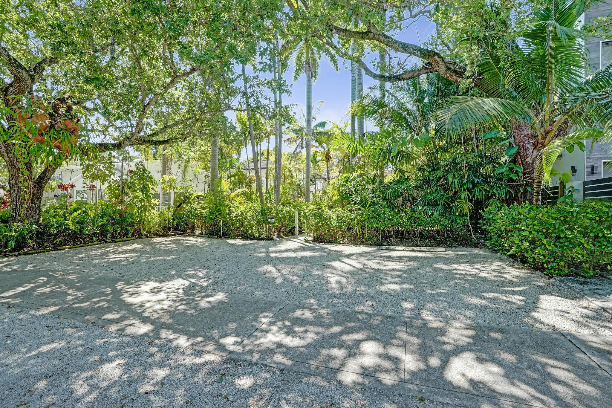 1520 SE 1st Street