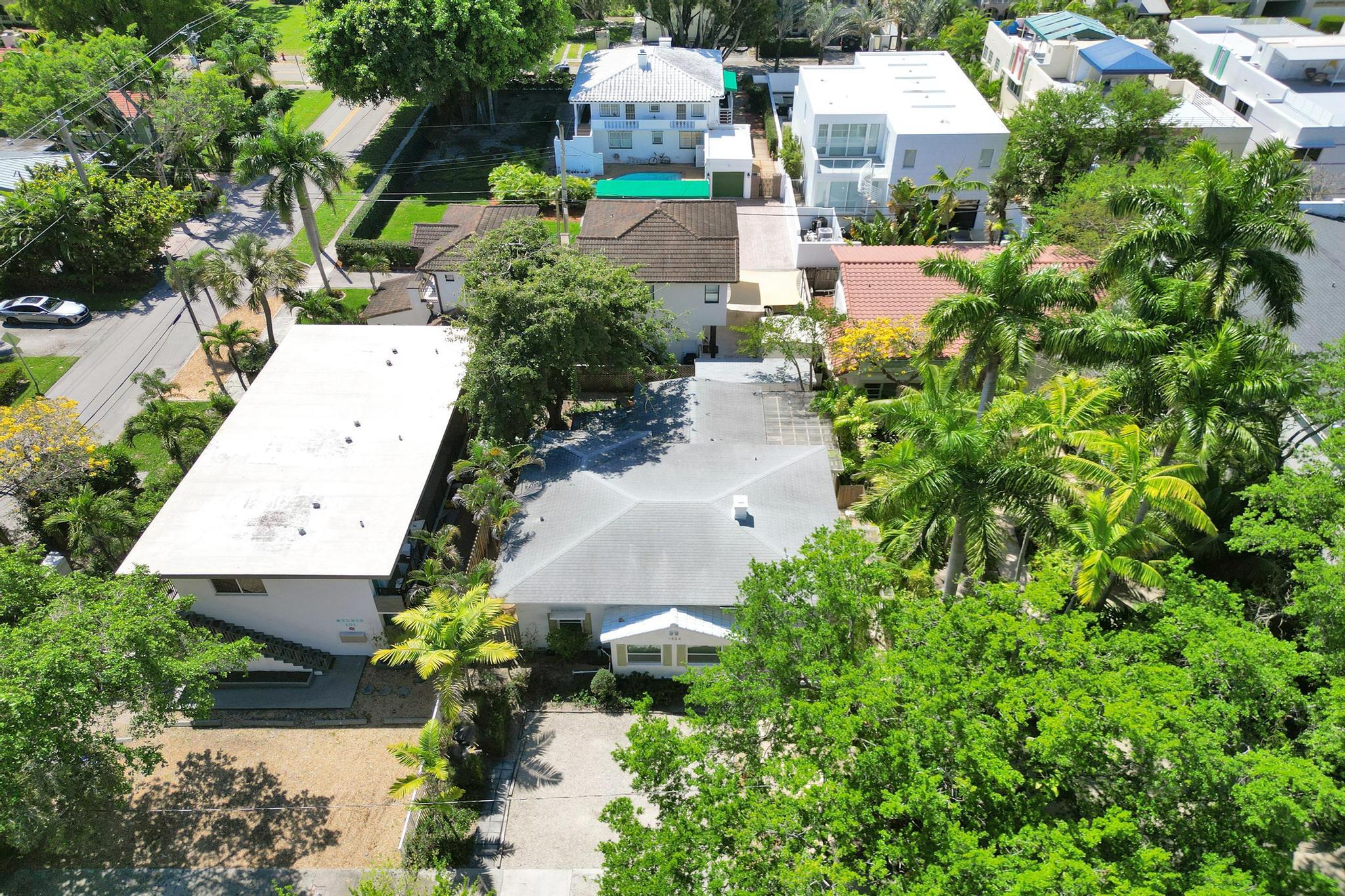 1524 SE 1st Street