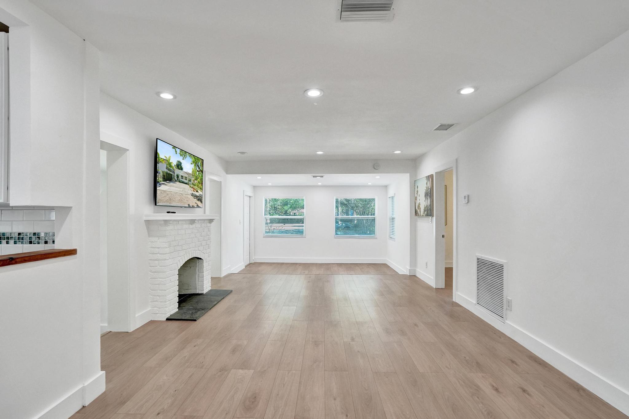 1524 SE 1st Street