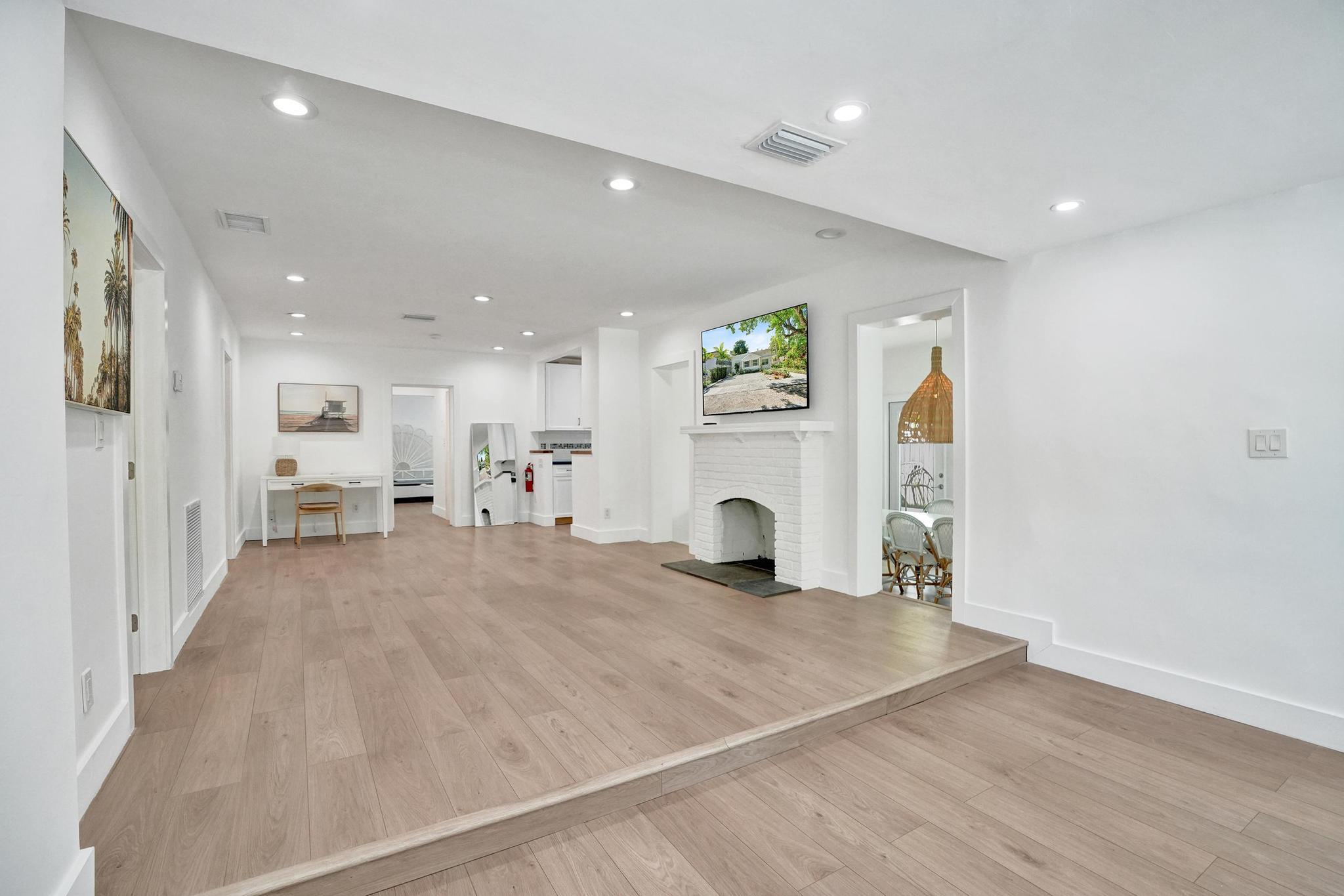 1524 SE 1st Street