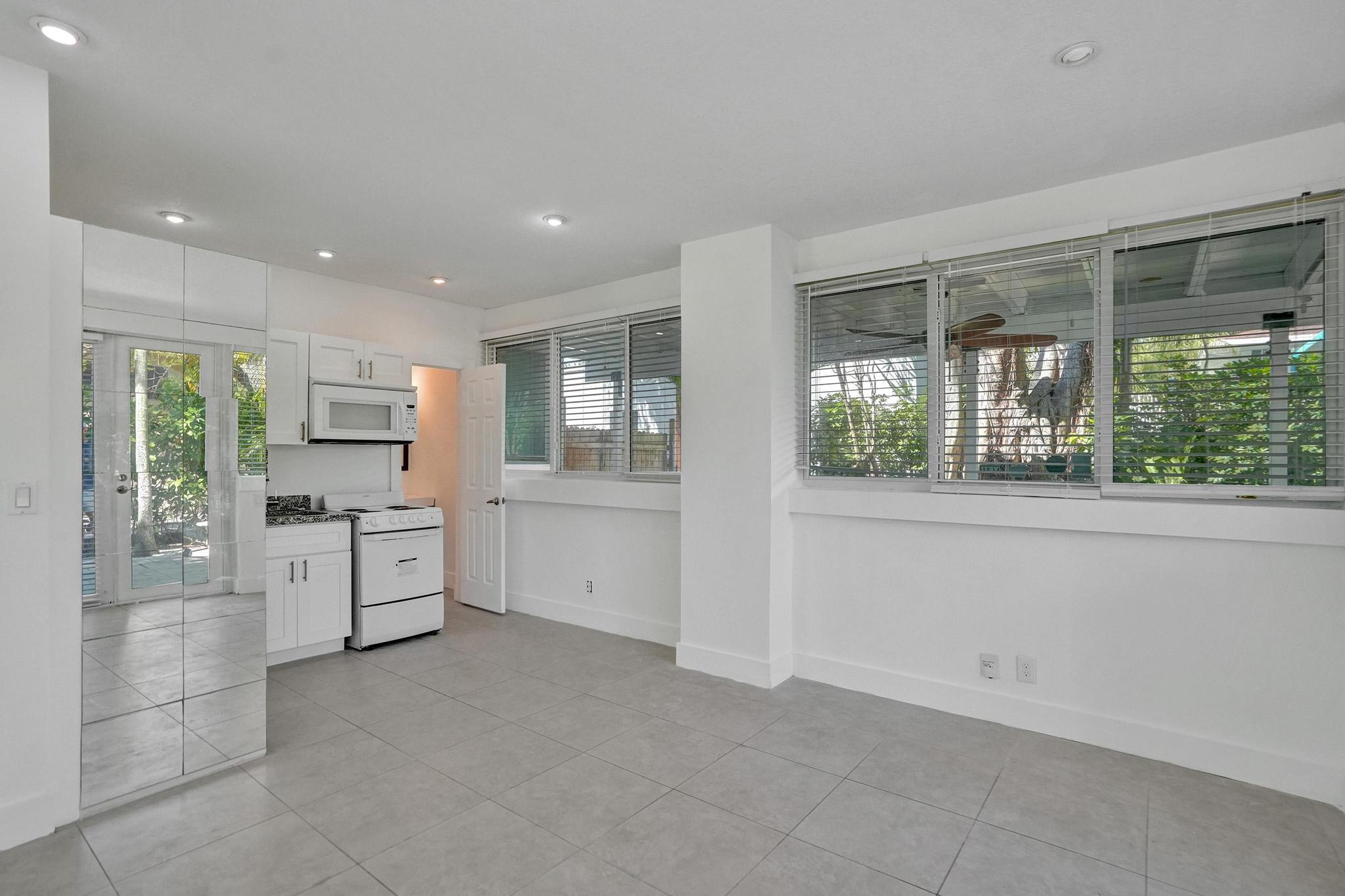 1415 SE 2nd Street 1-4