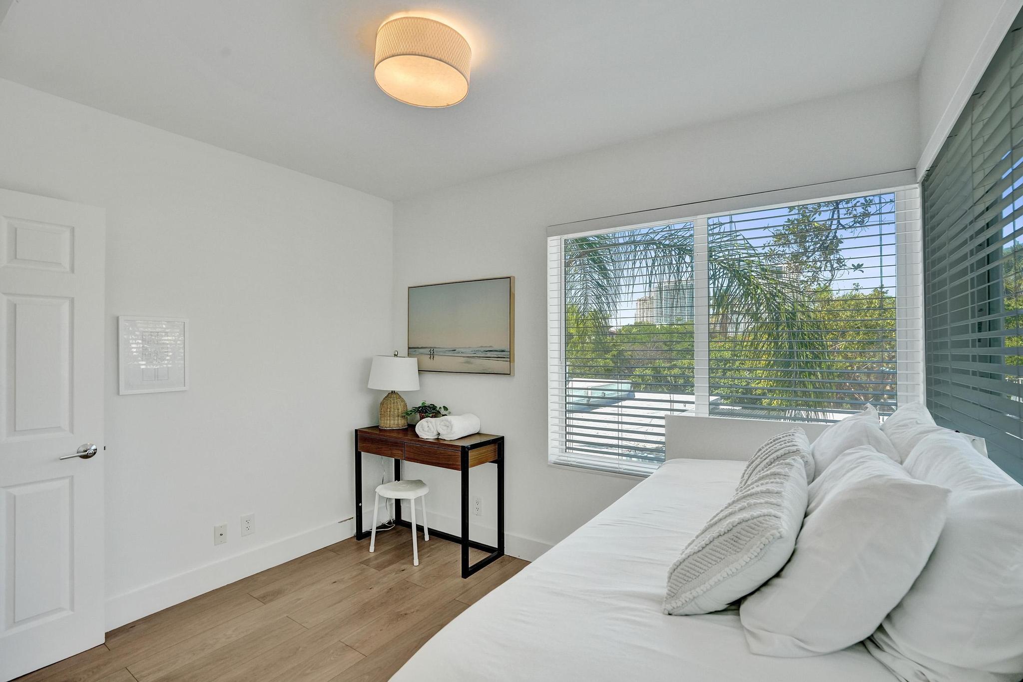 1415 SE 2nd Street 1-4