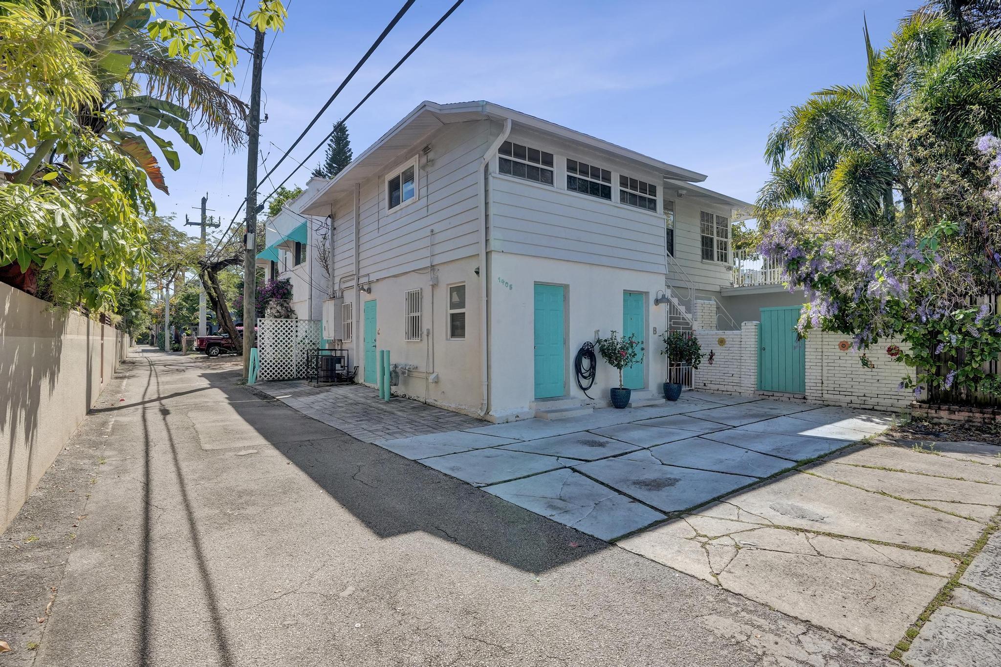 1407 SE 2nd Street 1-4