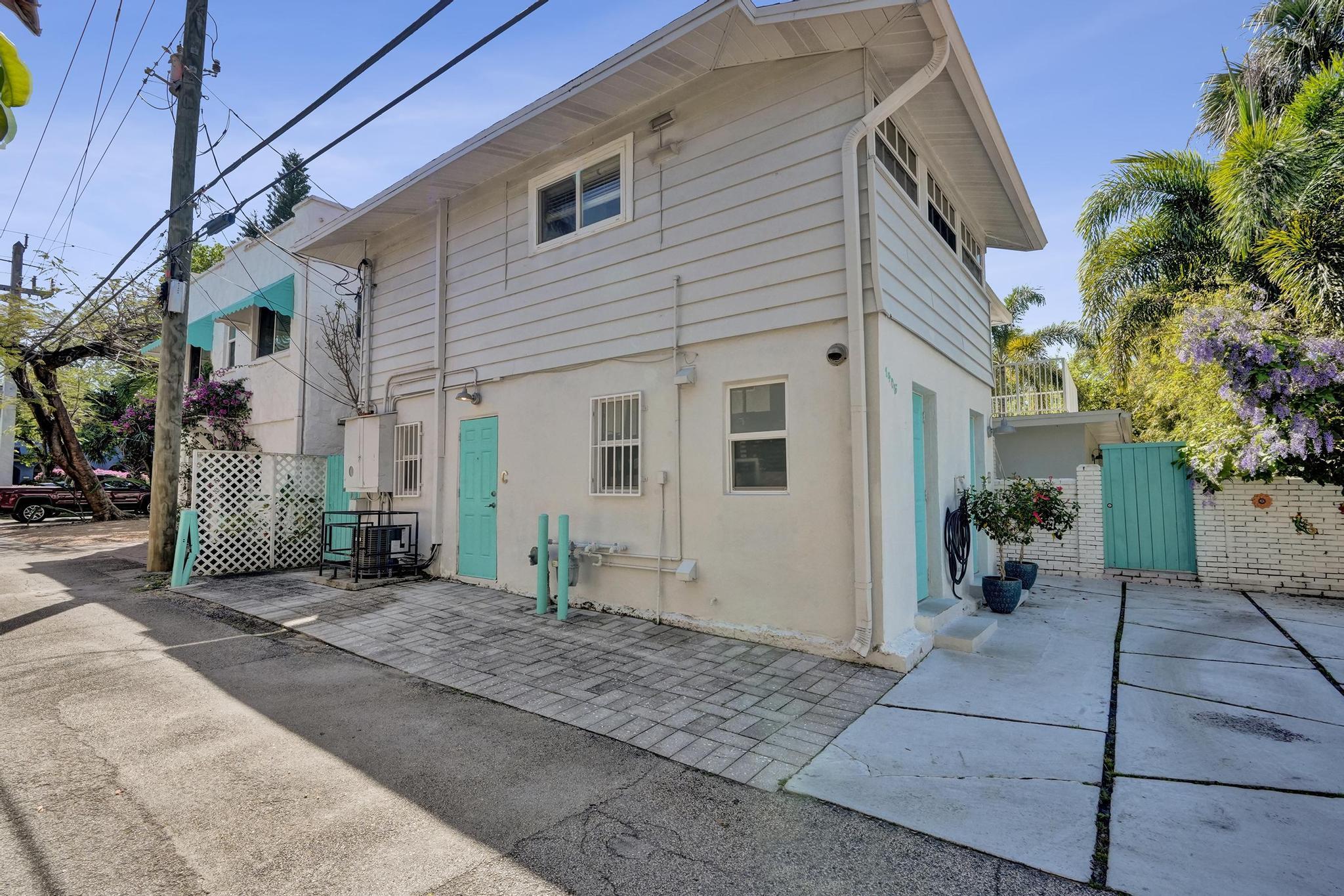 1407 SE 2nd Street 1-4