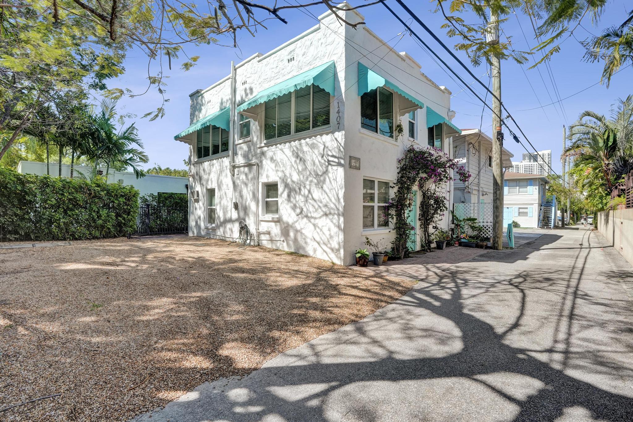 1407 SE 2nd Street 1-4