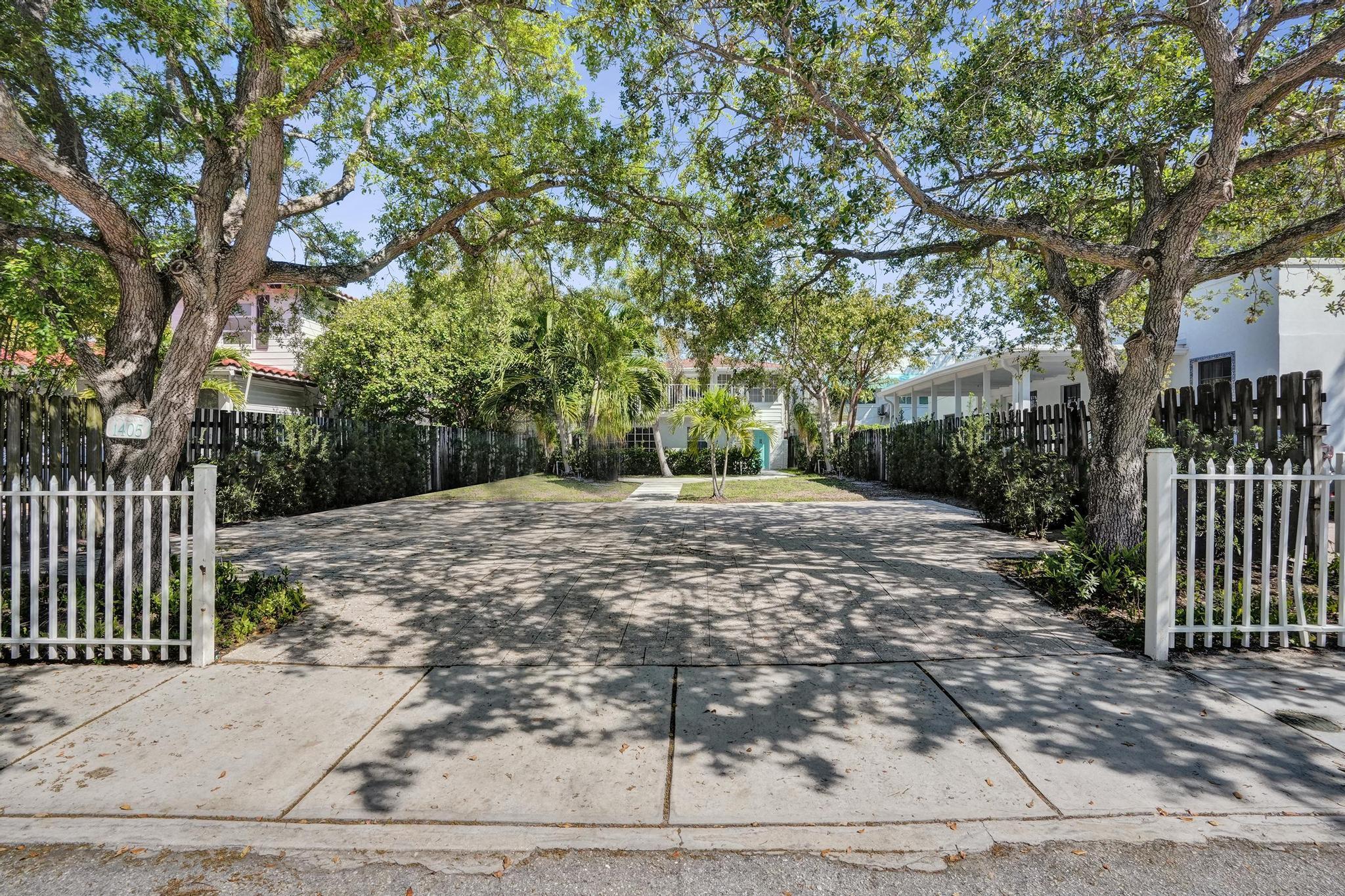 1407 SE 2nd Street 1-4