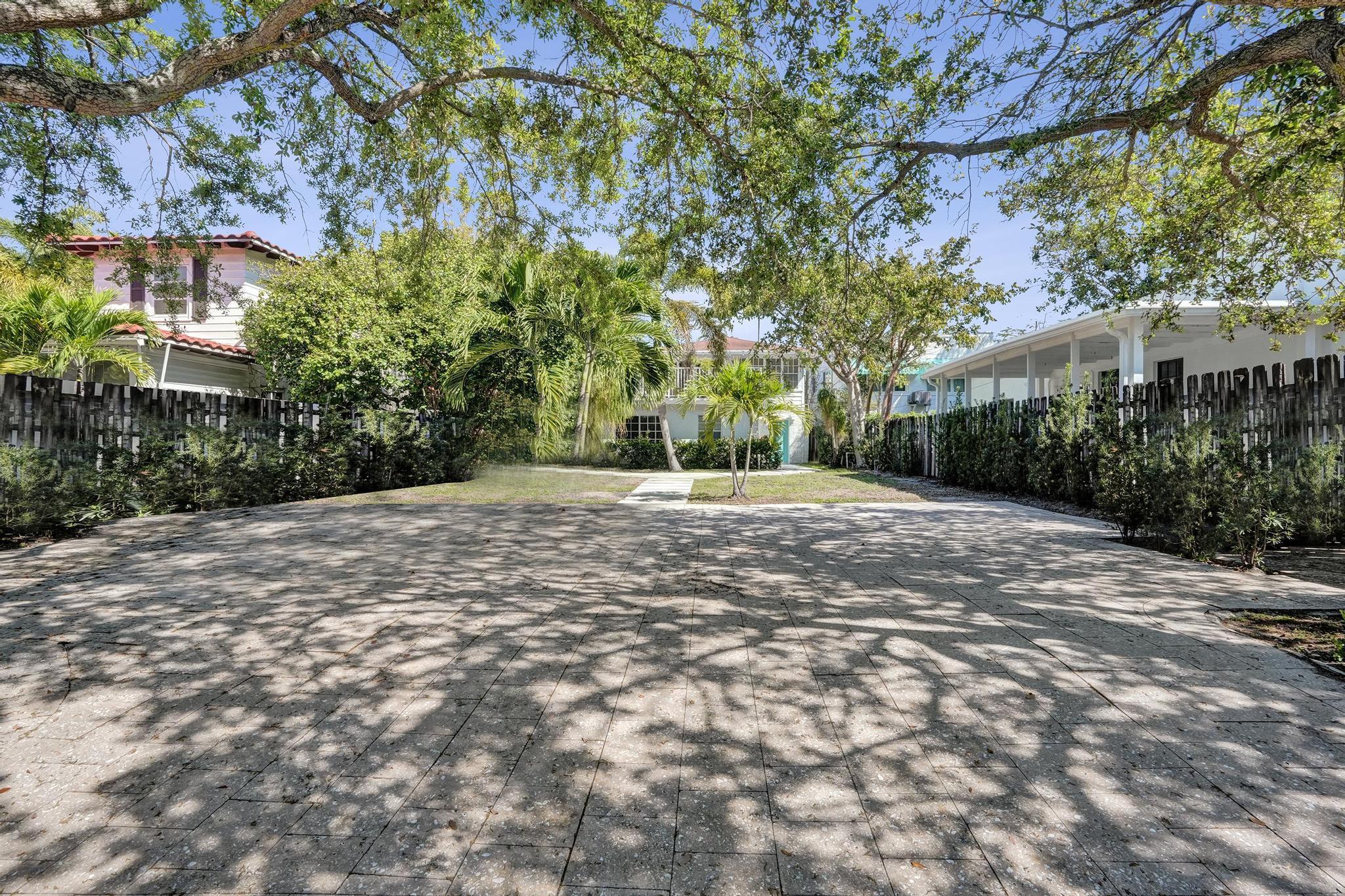 1407 SE 2nd Street 1-4