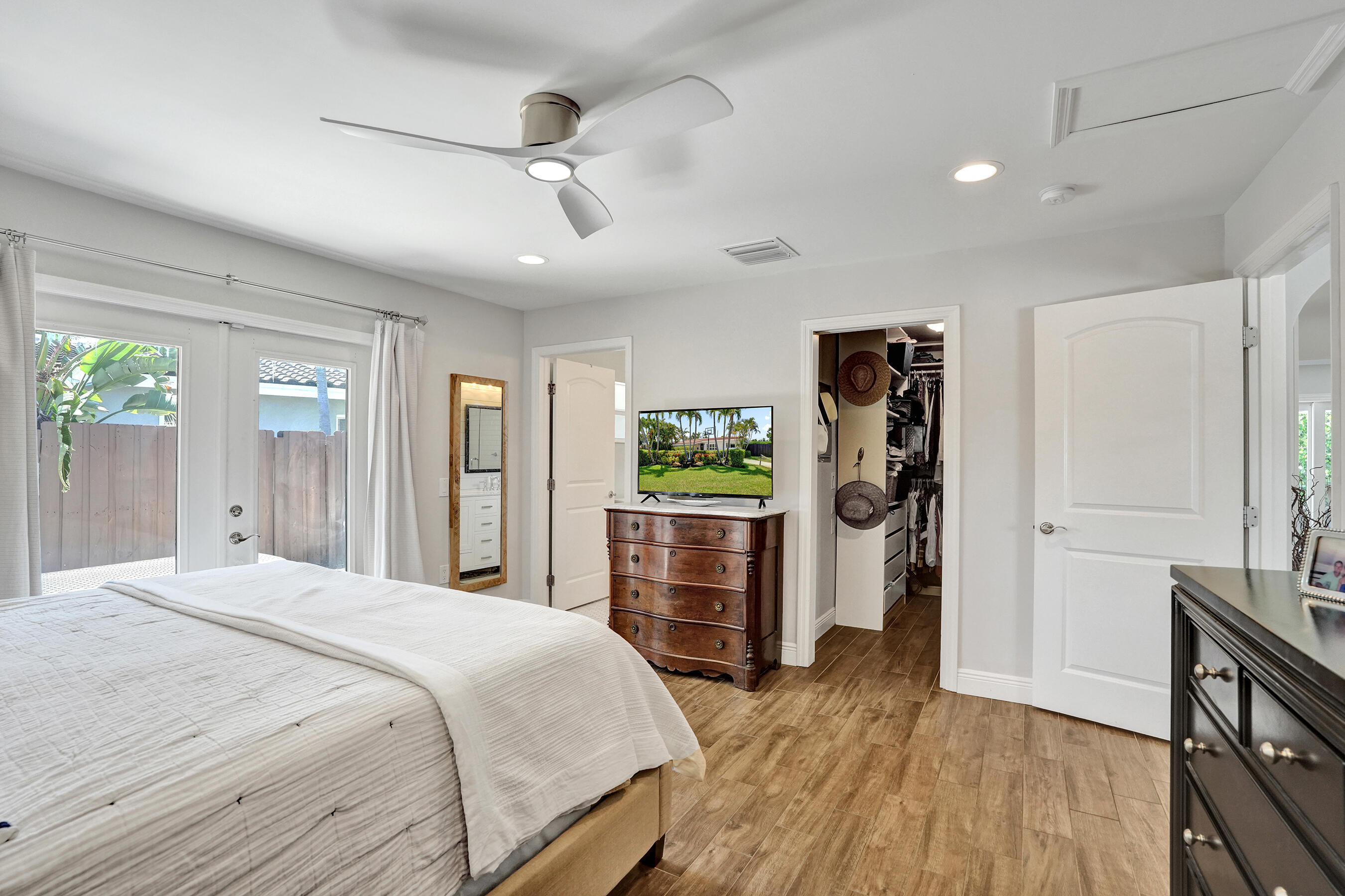 1361 NE 46th Street