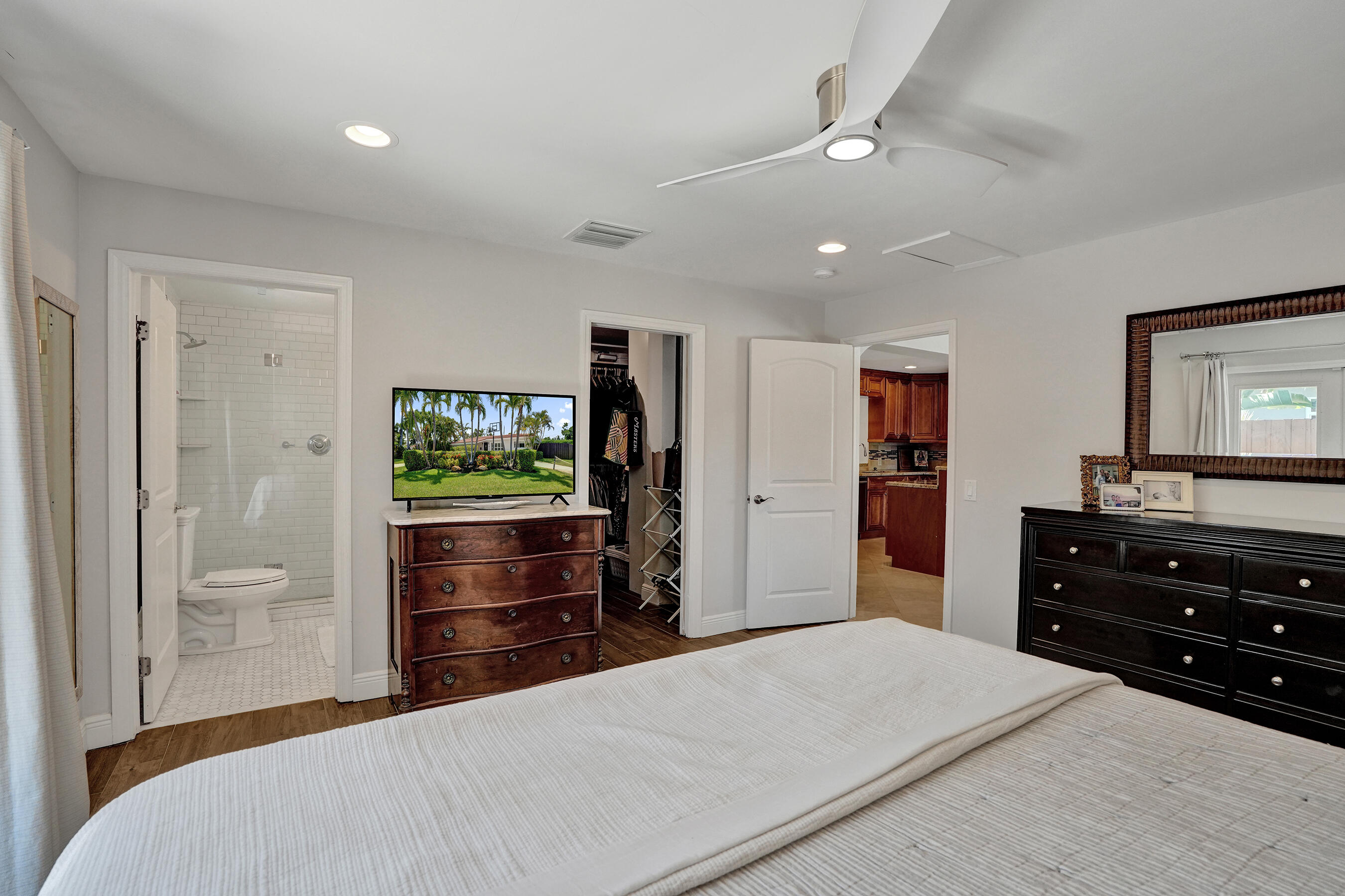 1361 NE 46th Street